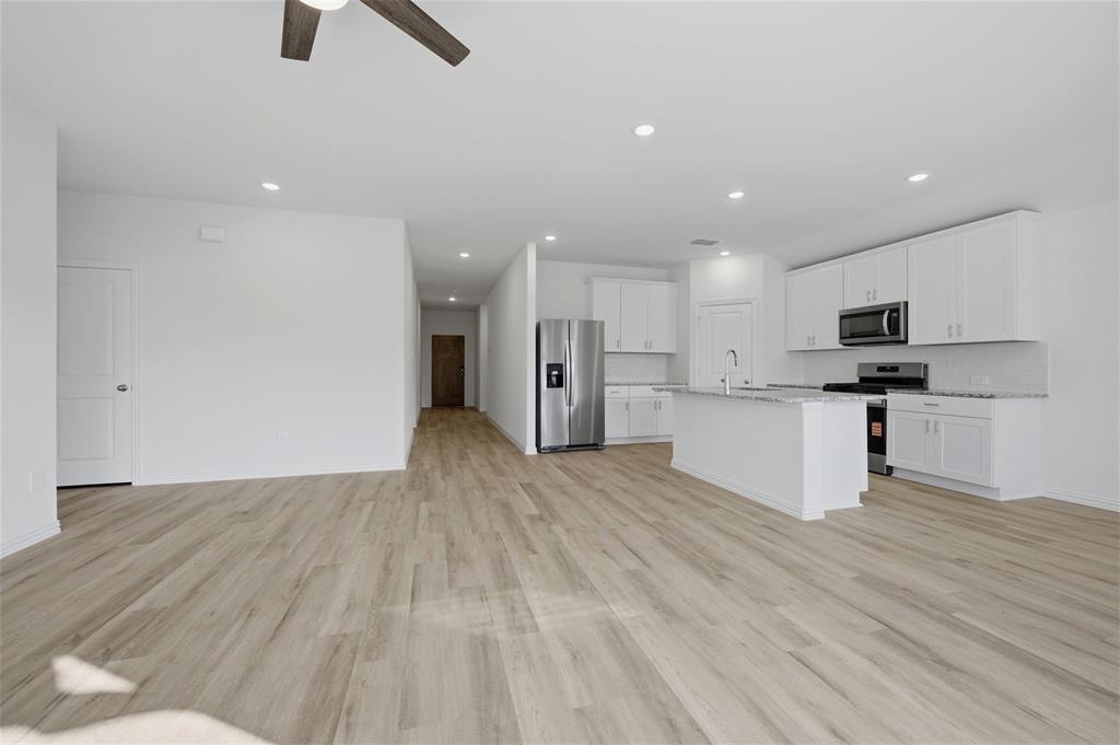 2222 Rannoch Street Sherman, TX 75092 - Photo 8 of 31