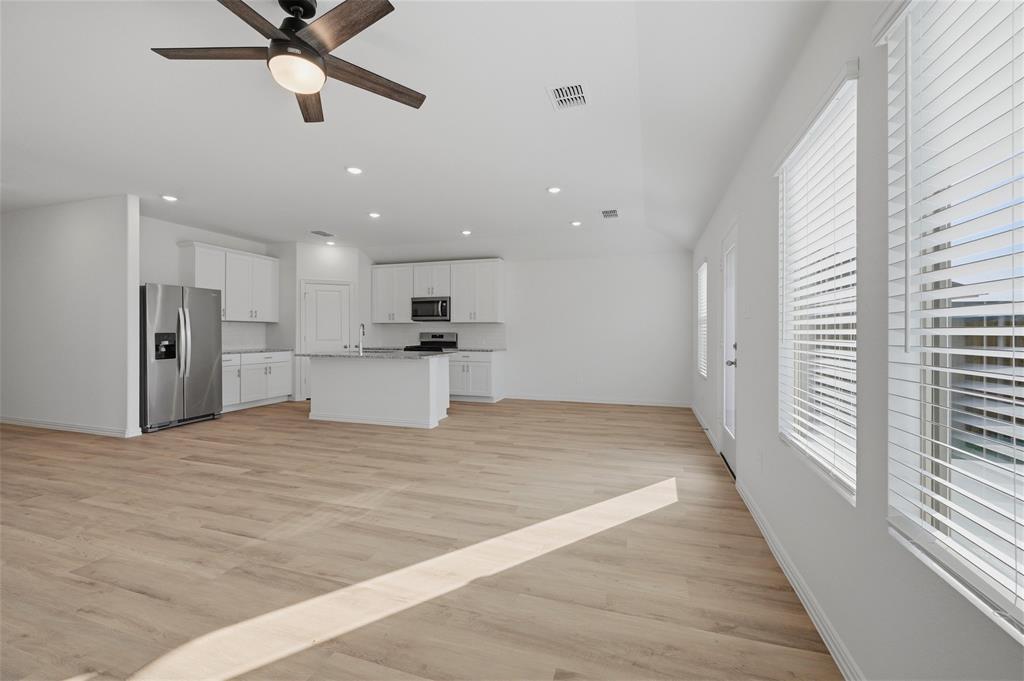 2222 Rannoch Street Sherman, TX 75092 - Photo 10 of 31