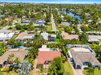 $814,900 | 1521 Northeast 40th Court, Oakland Park, FL 33334