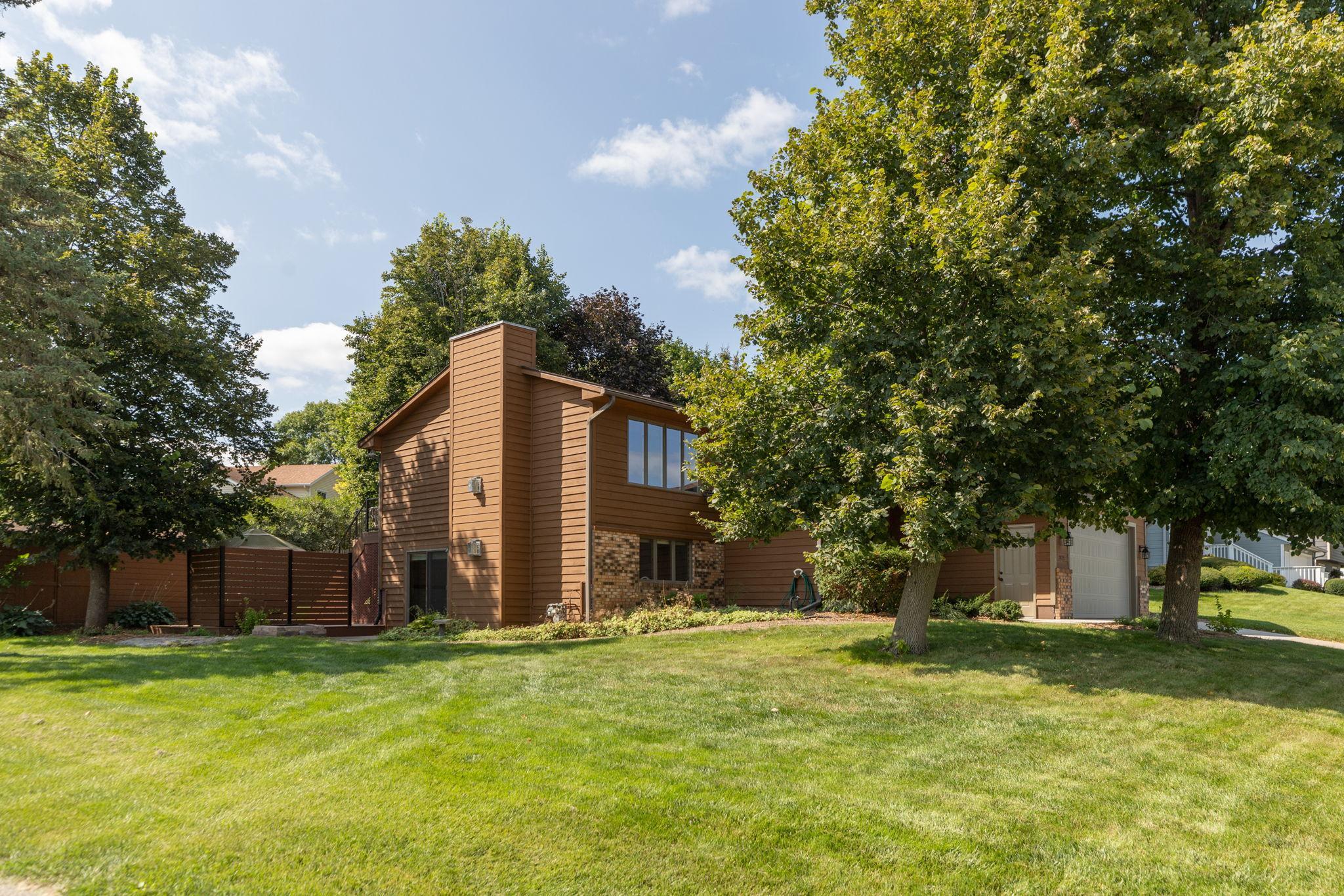 2025 5th Avenue Southwest Rochester, MN 55902 - Photo 1 of 1