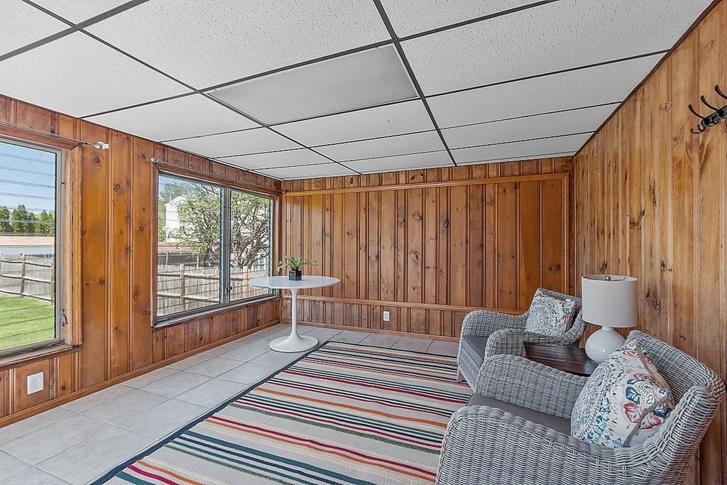 91 Hartwell Road Bedford, MA 01730 - Photo 17 of 27 Gallery Image 17