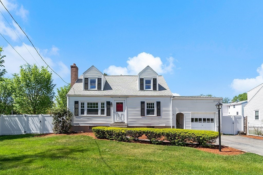 91 Hartwell Road Bedford, MA 01730 - Photo 2 of 27 Gallery Image 2