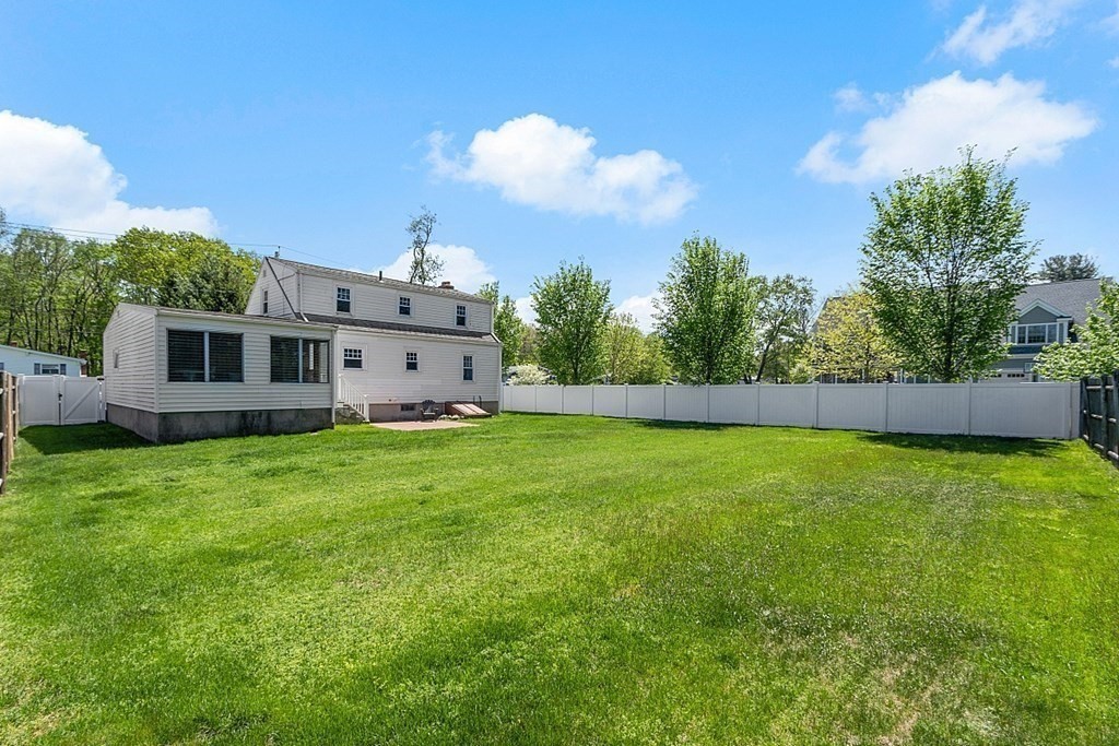 91 Hartwell Road Bedford, MA 01730 - Photo 23 of 27 Gallery Image 23
