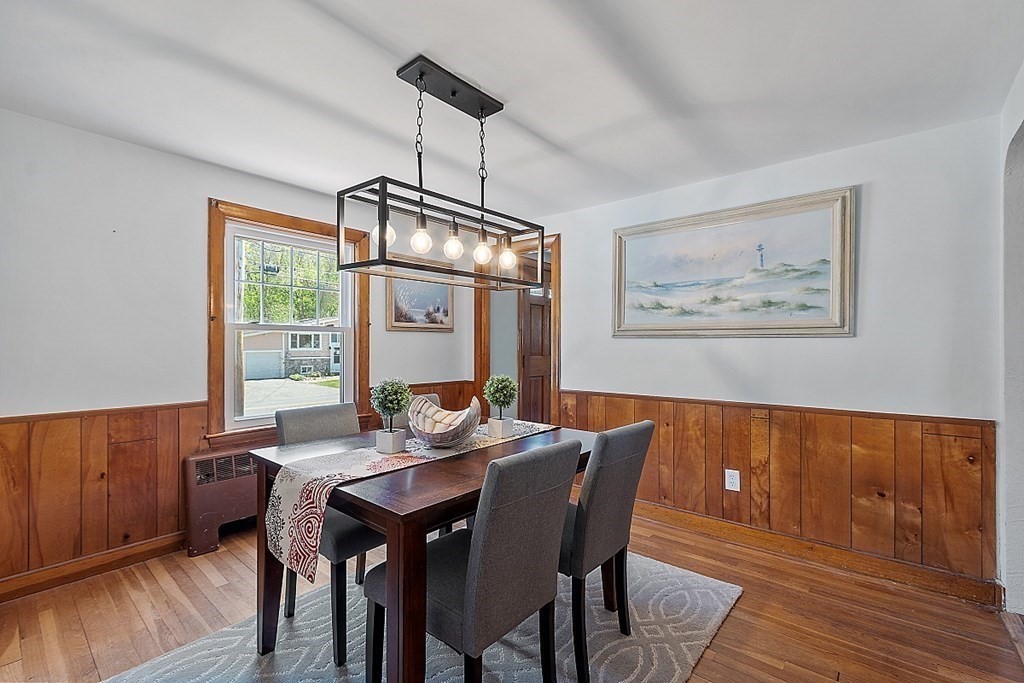 91 Hartwell Road Bedford, MA 01730 - Photo 8 of 27 Gallery Image 8