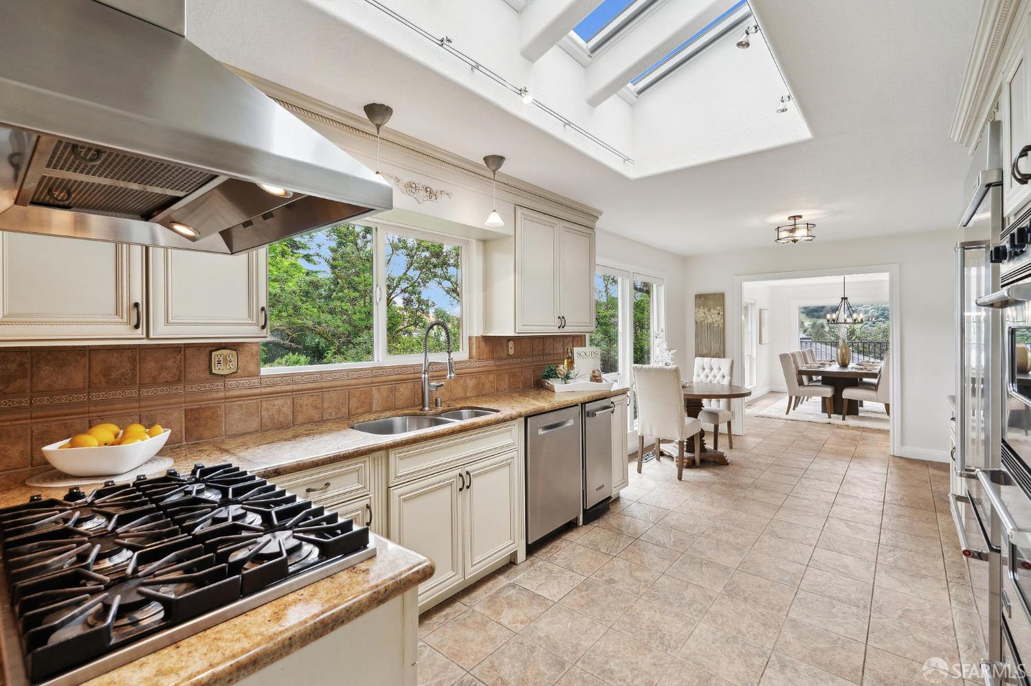 375 Montecillo Drive Walnut Creek, CA 94595 - Photo 18 of 79