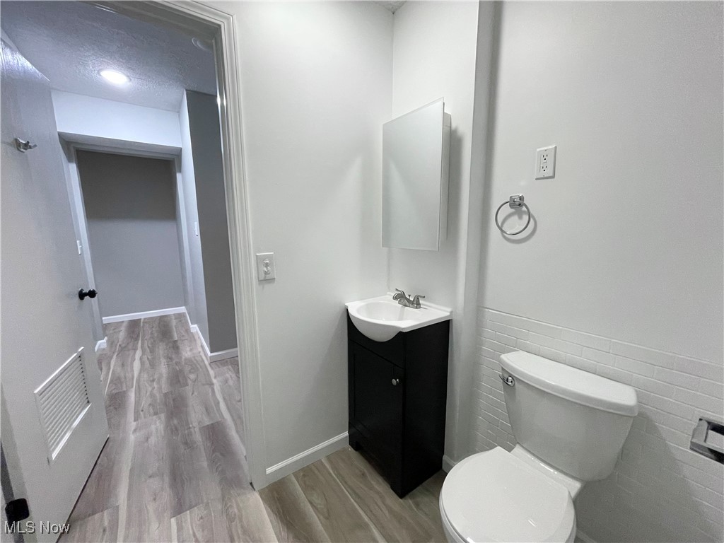 3095 Reeves Road Willoughby, OH 44094 - Photo 30 of 39 Gallery Image 30