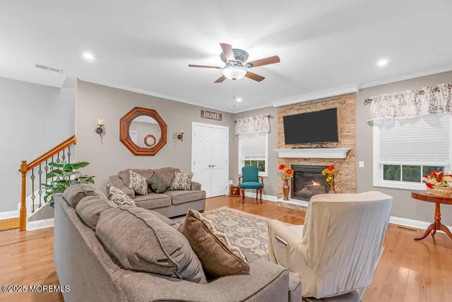 a view of house with yard