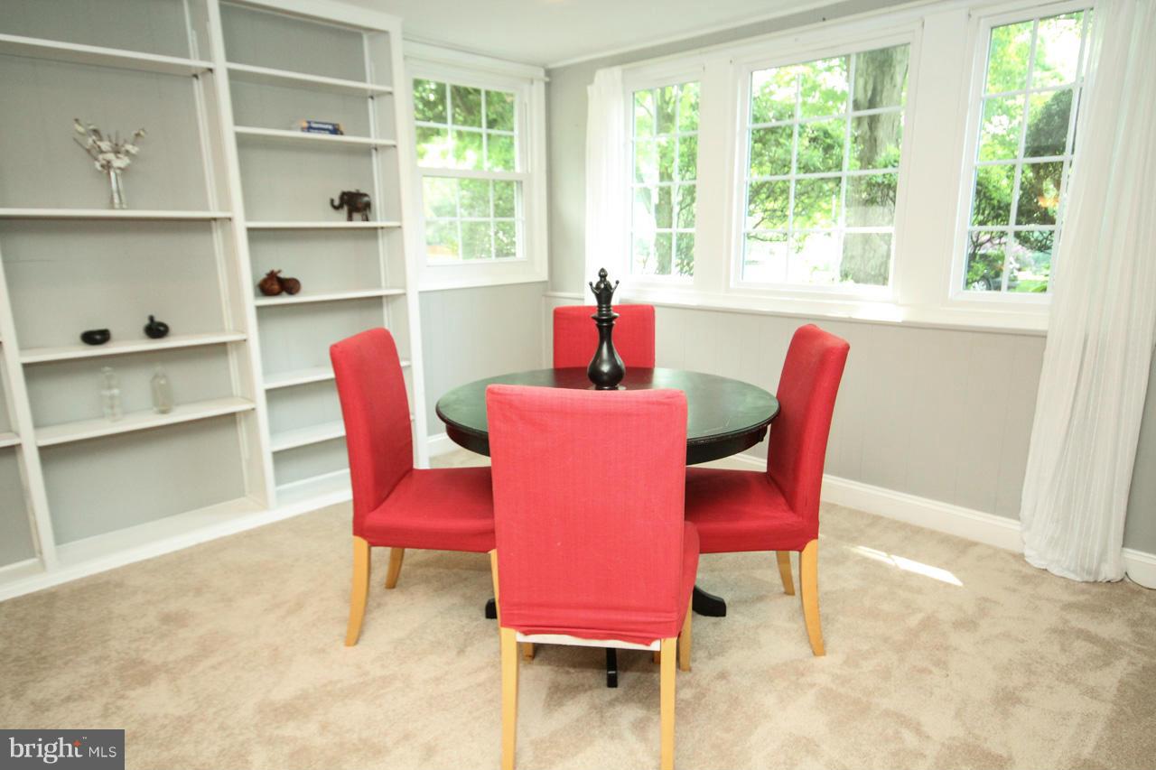 14305 Piccadilly Road Silver Spring, MD 20906 - Photo 25 of 30 a view of a dining room with furniture