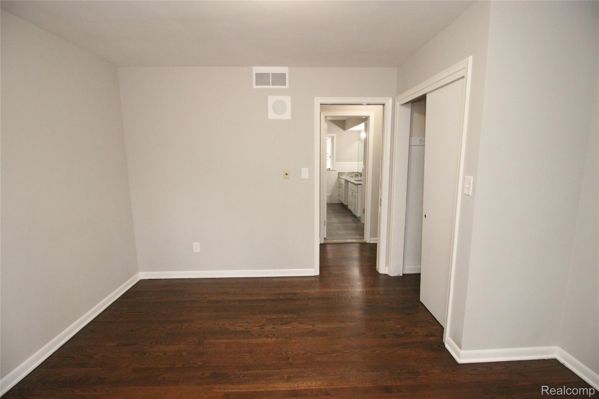 15938 Millar Road Clinton Township, MI 48036 - Photo 25 of 43 IMG_3361.JPG