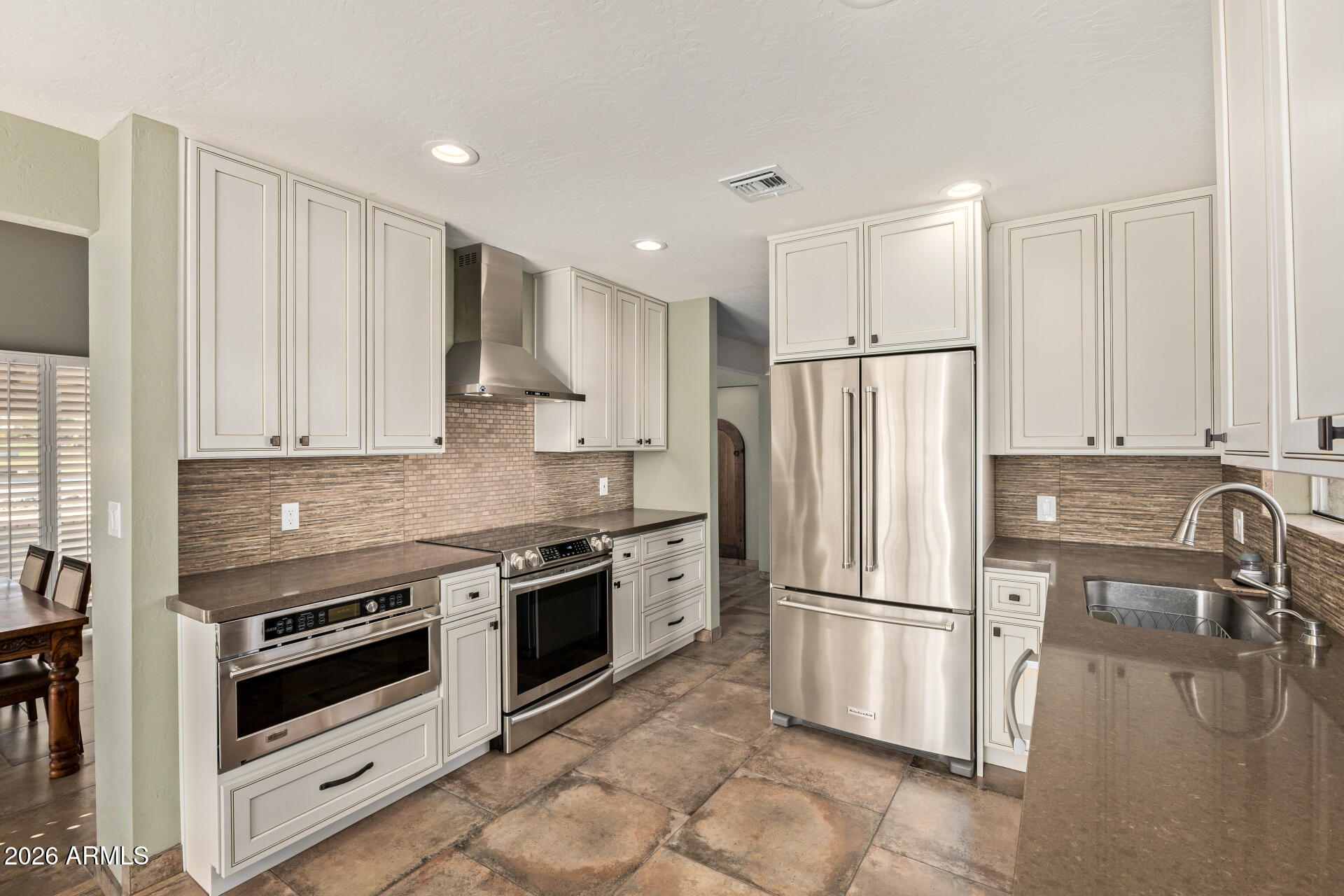 25828 North Primo Circle Rio Verde, AZ 85263 - Photo 14 of 35 11 - Primo