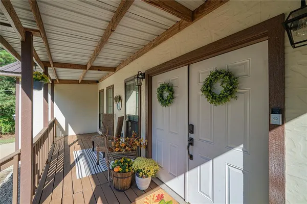 a view of an entryway