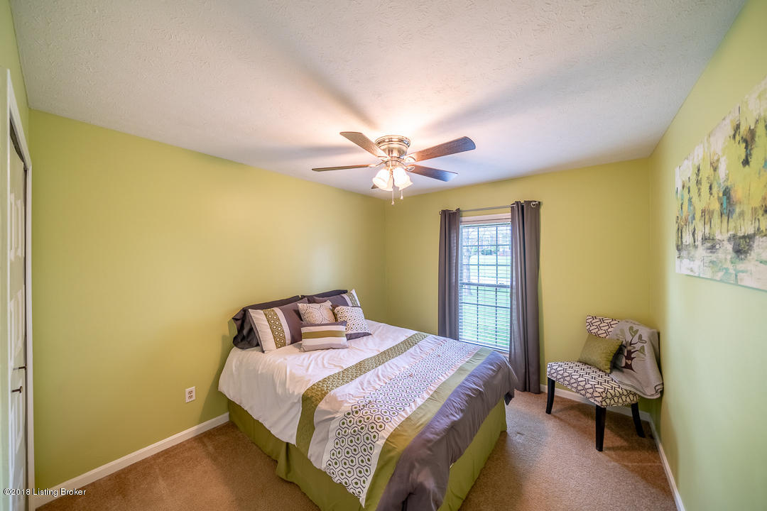 7316 Rambo Way Louisville, KY 40228 - Photo 23 of 49 7316 Rambo Way Lville-27