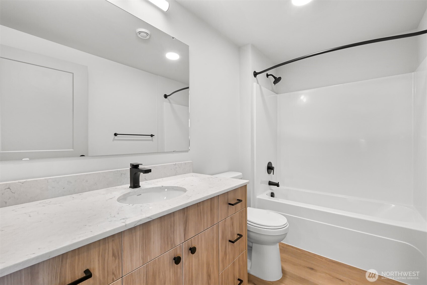 820 North State Street, Unit 520 Bellingham, WA 98225 - Photo 8 of 25