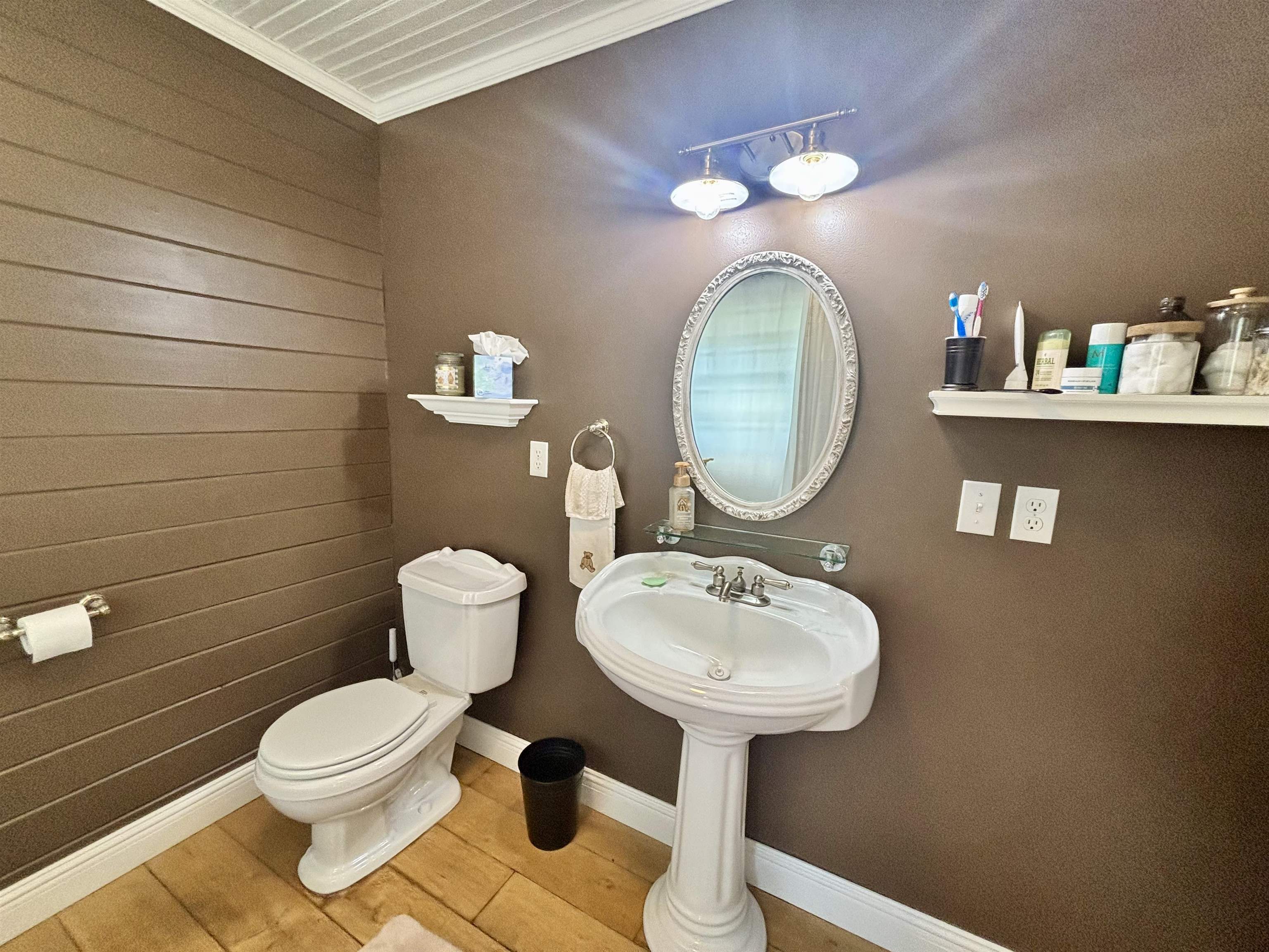 353 Forest Road Wilton, NH 03086 - Photo 20 of 29