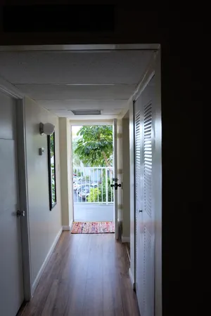 $210,000 | 103 Royal Park Drive, Unit 3B, Oakland Park, FL 33309