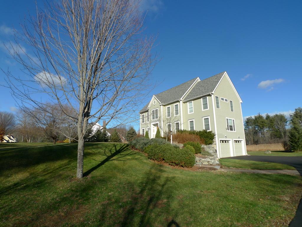 32 Runaway Road Newfields, NH 03856 - Photo 4 of 36