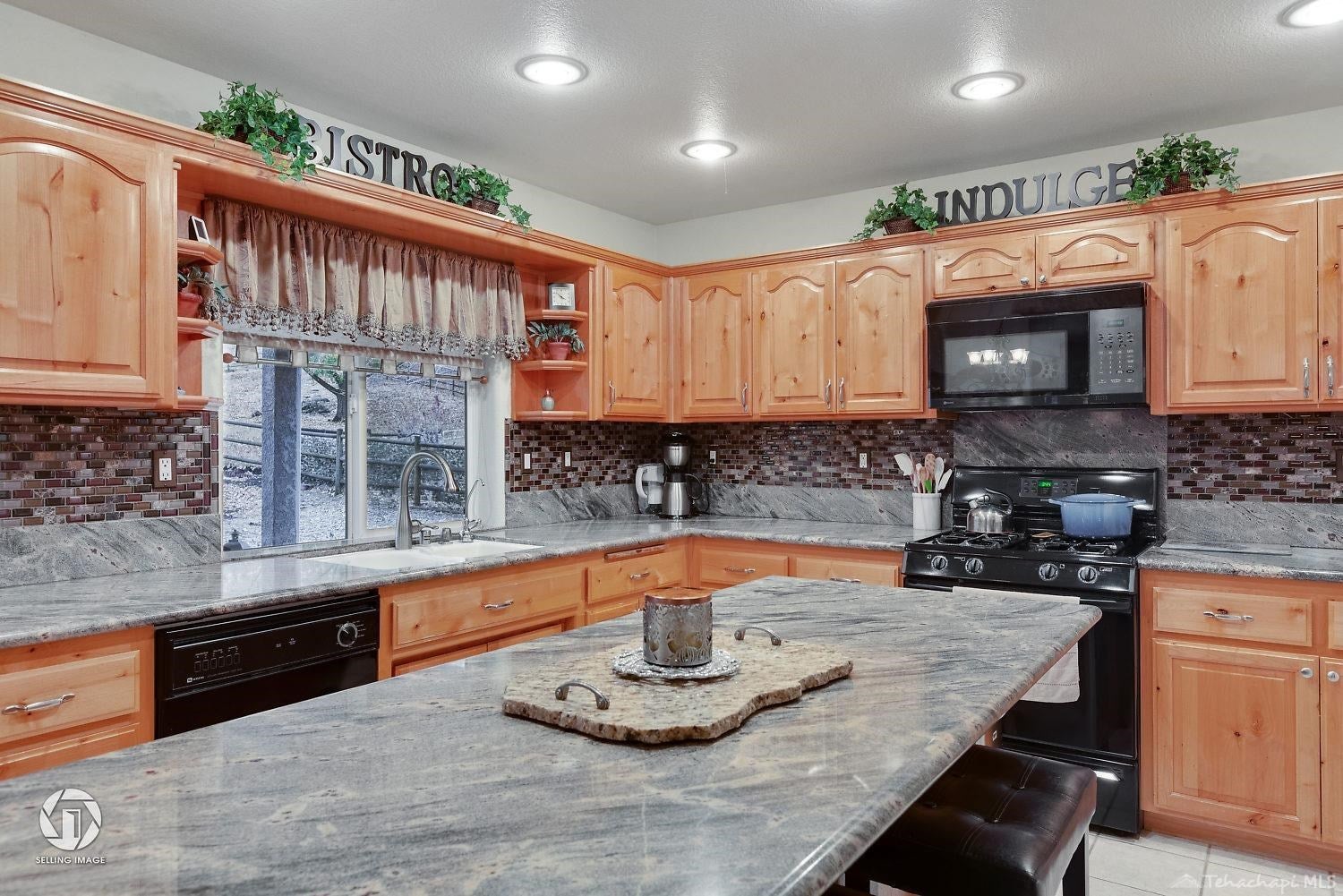 29281 North Lower Valley Road Tehachapi, CA 93561 - Photo 22 of 45 Gallery Image 22