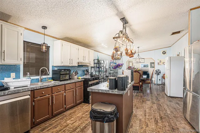 $429,990 | 1376 B Street, Penrose, CO 81240