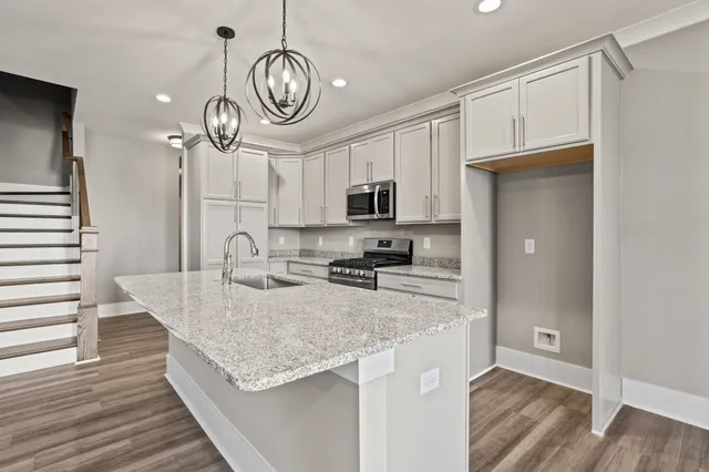 $340,900 | 1212 South Pinot Road, Duncan, SC 29334