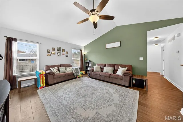 $274,900 | 2320 Arkansas Drive, High Ridge, MO 63049