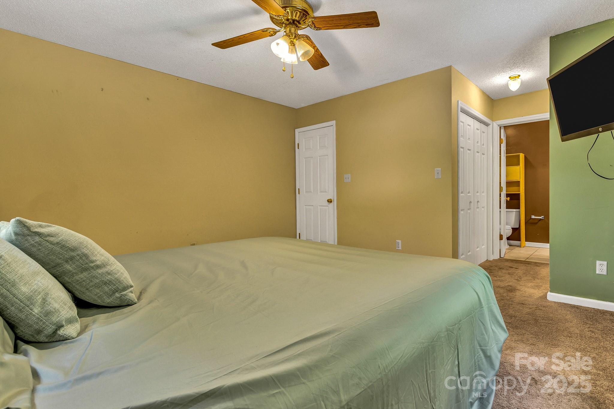 560 Hunters Ridge Road Mills River, NC 28759 - Photo 16 of 39 Gallery Image 16