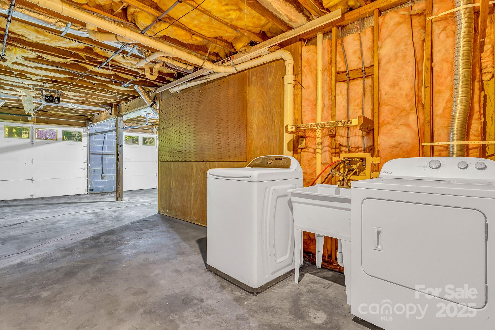 560 Hunters Ridge Road Mills River, NC 28759 - Photo 27 of 39 Gallery Image 27