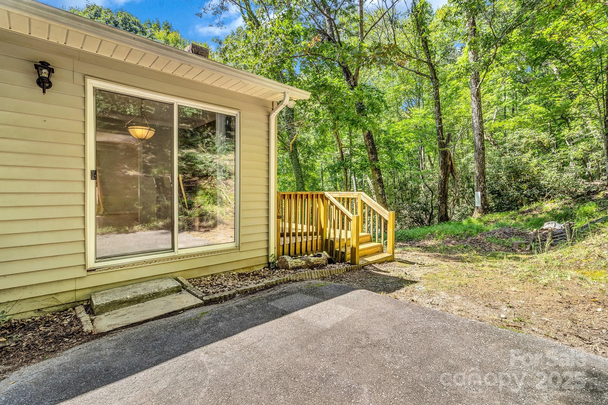 560 Hunters Ridge Road Mills River, NC 28759 - Photo 31 of 39 Gallery Image 31