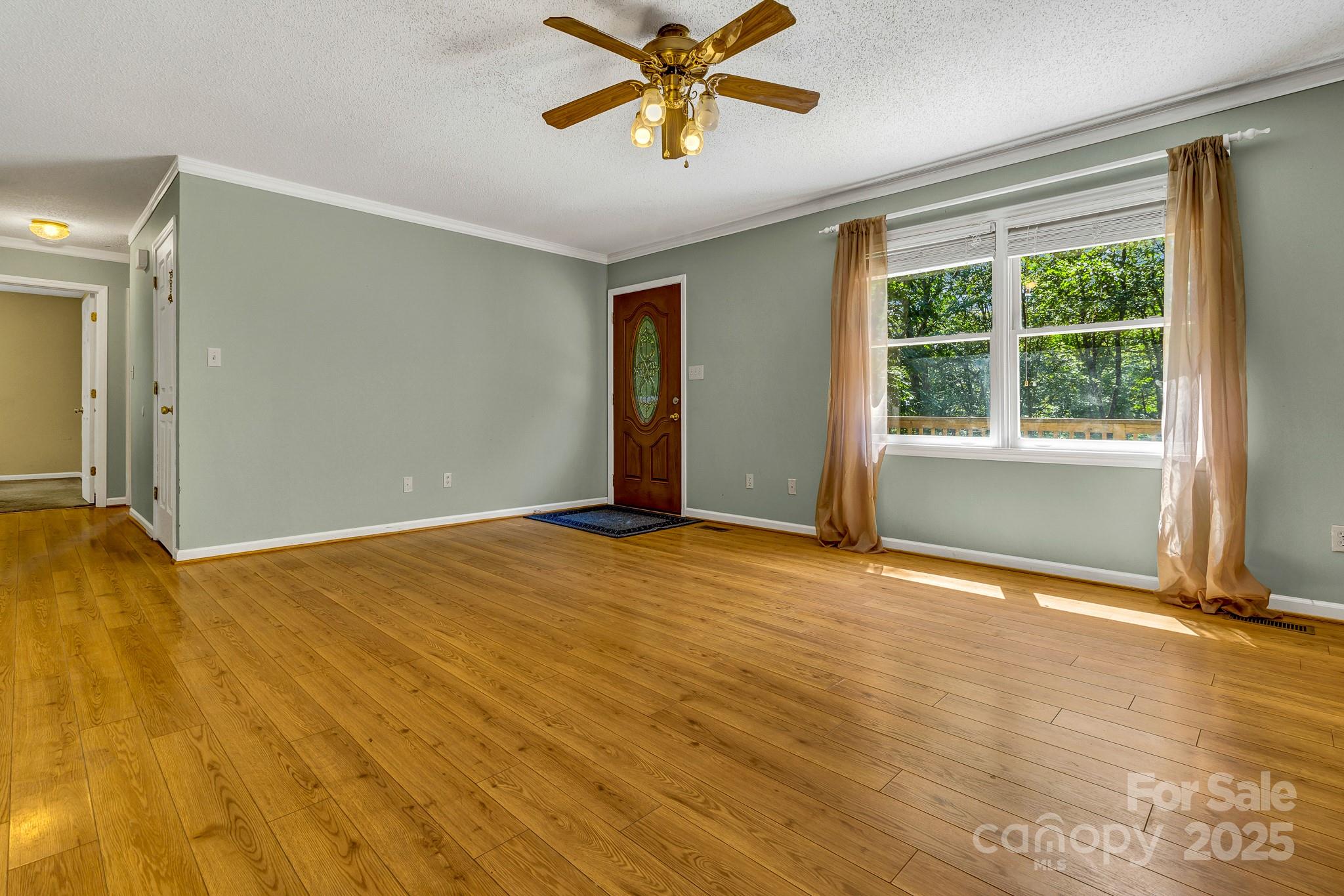 560 Hunters Ridge Road Mills River, NC 28759 - Photo 7 of 39 Gallery Image 7