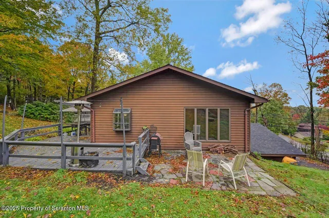 $309,995 | 803 West Grove Street, Clarks Summit, PA 18411