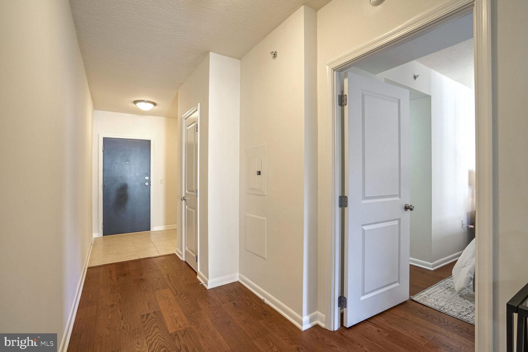 851 North Glebe Road, Unit 606 Arlington, VA 22203 - Photo 6 of 30