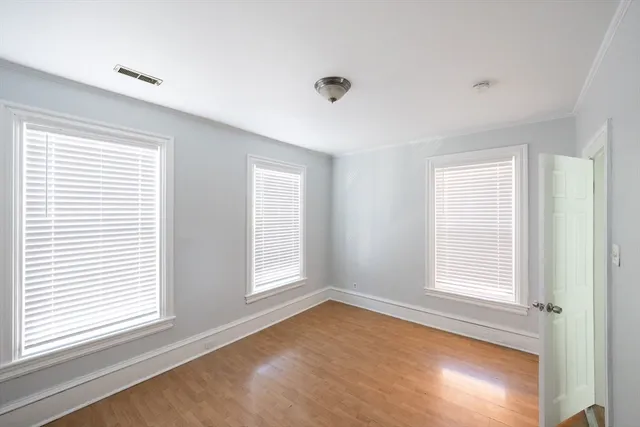 $2,200 | 10 Sycamore Street, Unit 2, Worcester, MA 01608