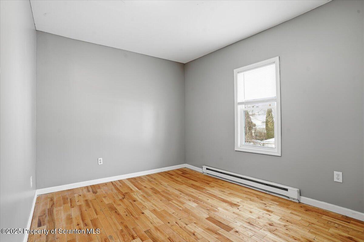 309 Ferdinand Street Scranton, PA 18508 - Photo 31 of 44 Bedroom