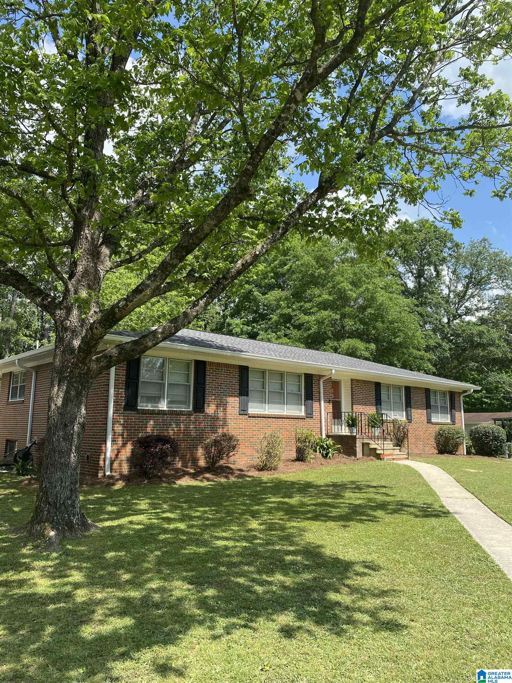 1647 Brookside Road Mount Olive, AL 35117 - Photo 2 of 16
