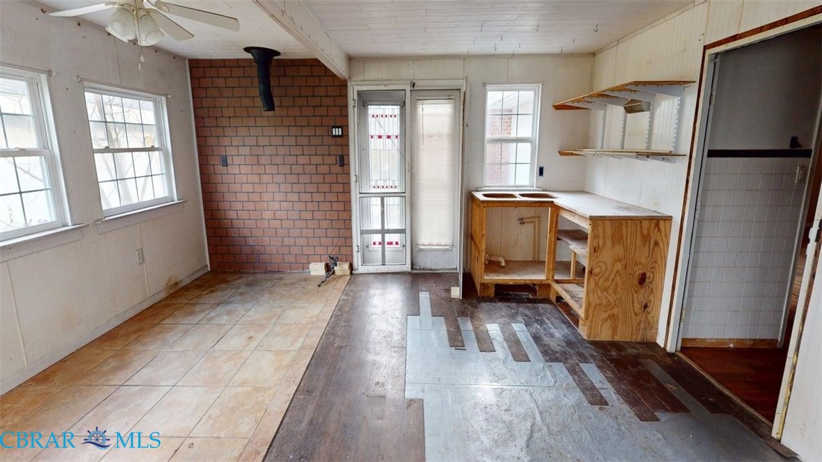 1678 Fitchetts Wharf Road Moon, VA 23119 - Photo 6 of 50