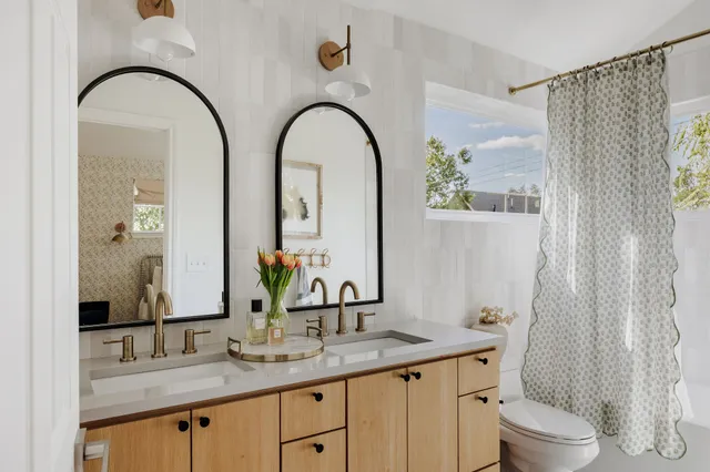 $1,895,000 | 2109 West 48th Street, Austin, TX 78756