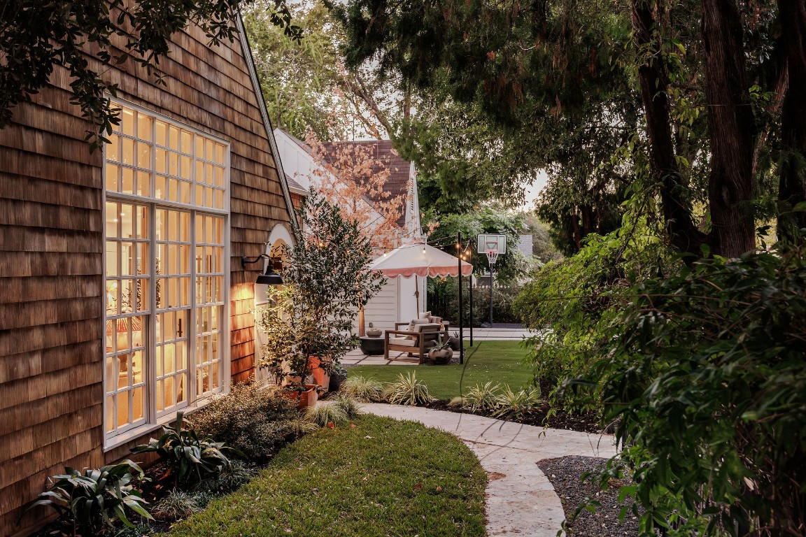 2109 West 48th Street Austin, TX 78756 - Photo 4 of 38