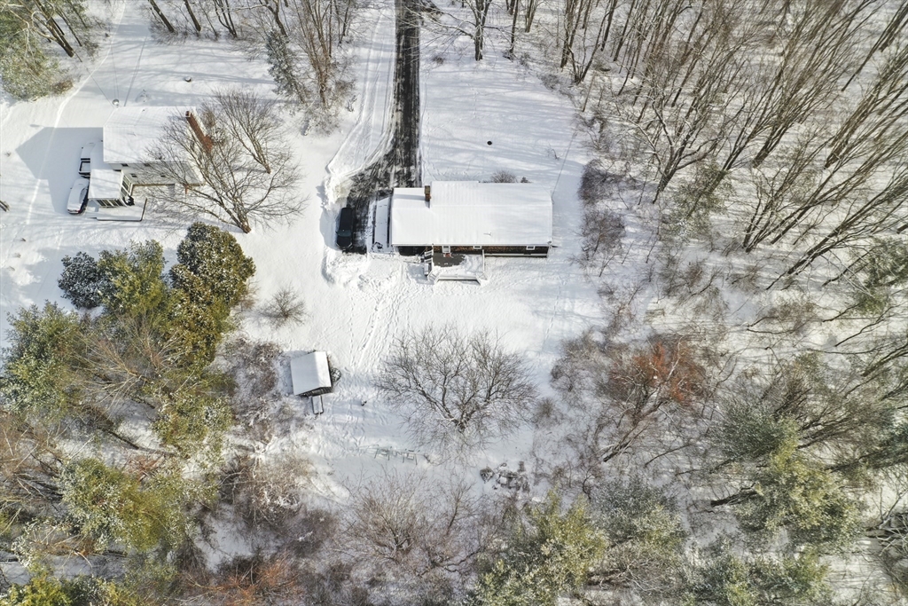 38 Colony Road Westminster, MA 01473 - Photo 4 of 42 Gallery Image 4