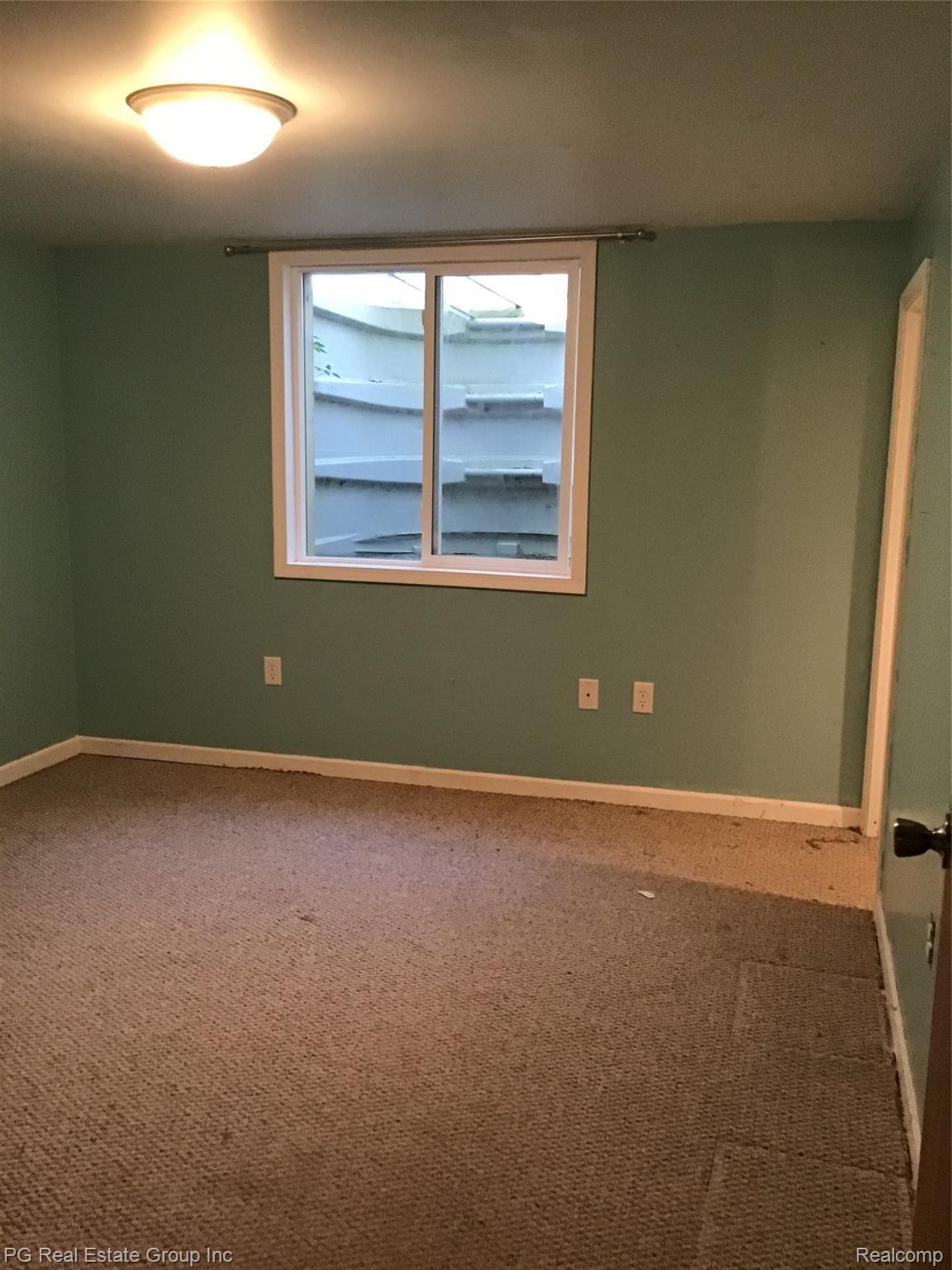 10450 North Linden Road Clio, MI 48420 - Photo 21 of 34 Basement Bedroom 4 Egress Window.jpg