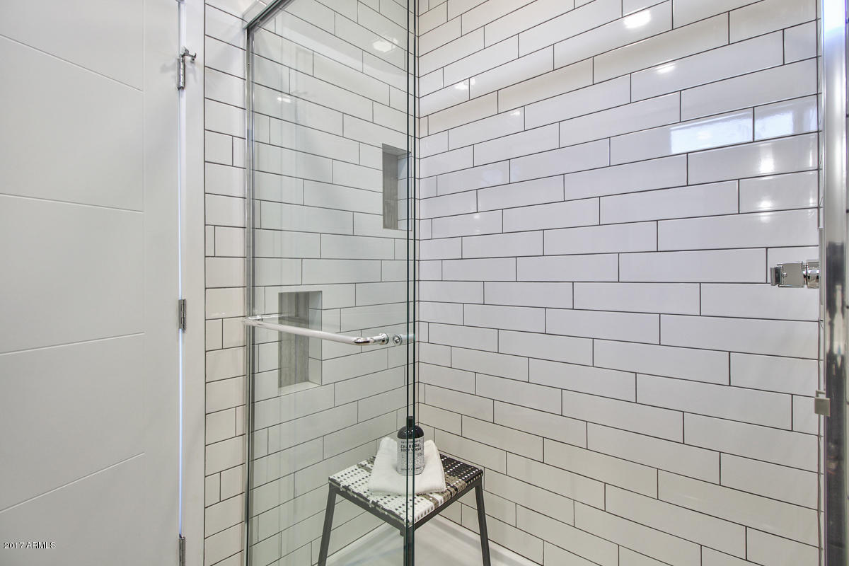 2727 East Thomas Road, Unit 1 Phoenix, AZ 85016 - Photo 31 of 34 2727-E-Thomas-39
