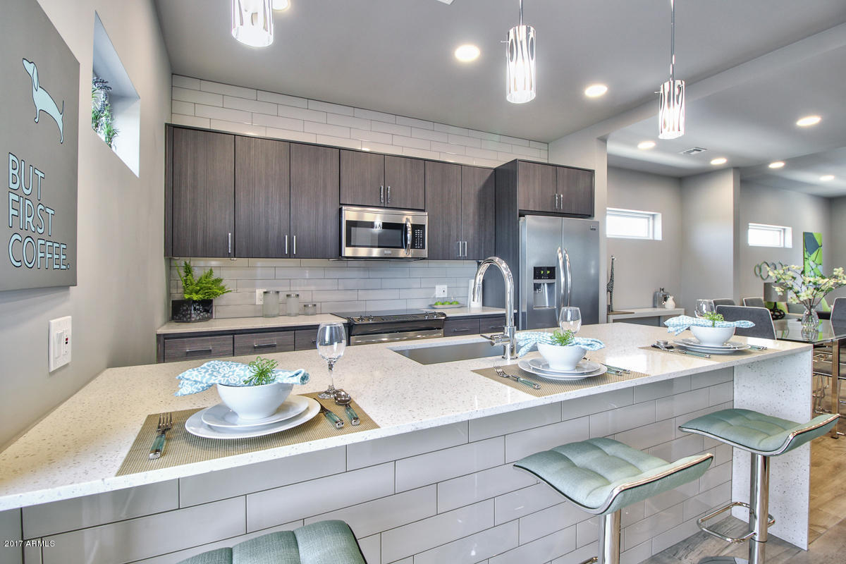 2727 East Thomas Road, Unit 1 Phoenix, AZ 85016 - Photo 8 of 34 2727-E-Thomas-16