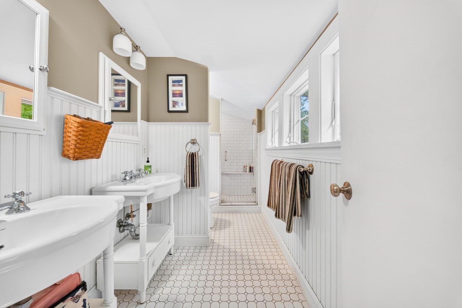 118 Pine Ridge Road Reading, MA 01867 - Photo 25 of 42 Gallery Image 25