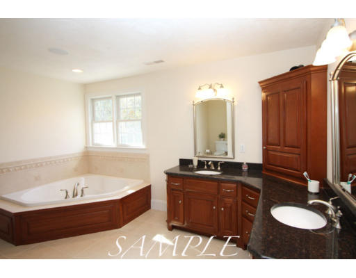L7 Fosters Pond Road Andover, MA 01810 - Photo 18 of 21