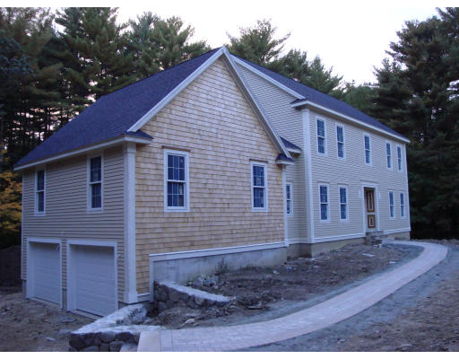 L7 Fosters Pond Road Andover, MA 01810 - Photo 2 of 21