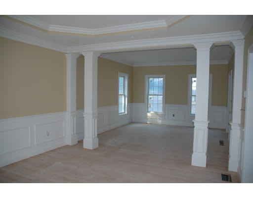 L7 Fosters Pond Road Andover, MA 01810 - Photo 5 of 21
