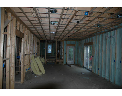 L7 Fosters Pond Road Andover, MA 01810 - Photo 7 of 21