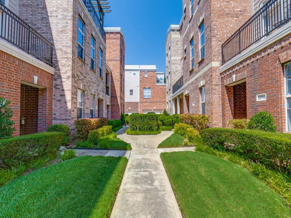 15741 Seabolt Place, Unit 28 Addison, TX 75001 - Photo 24 of 37 View of property's community featuring a balcony