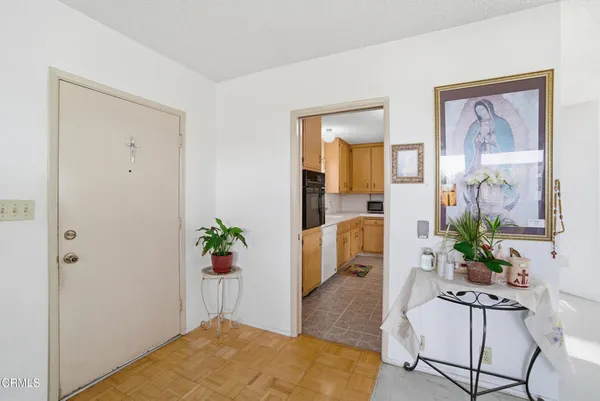 $379,000 | 1341 Edgewood Way, Unit 23, Oxnard, CA 93030