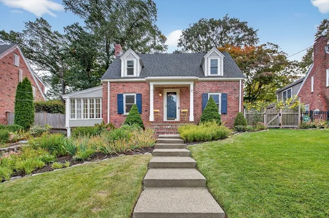 $1,195,000 | 31 Laurel Drive, Needham, MA 02492