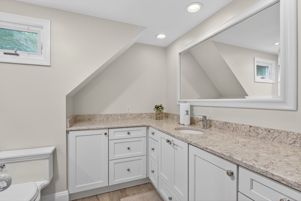 31 Laurel Drive Needham, MA 02492 - Photo 17 of 24