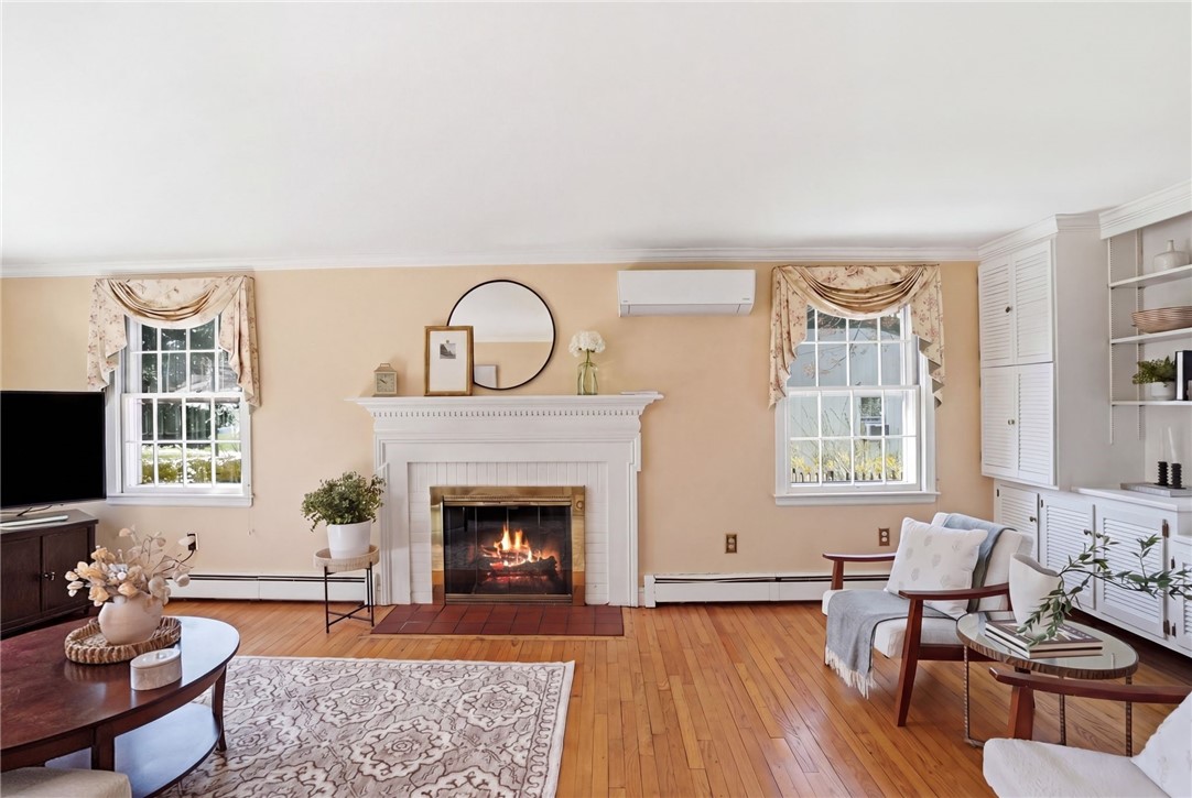194 New Meadow Road Barrington, RI 02806 - Photo 5 of 41